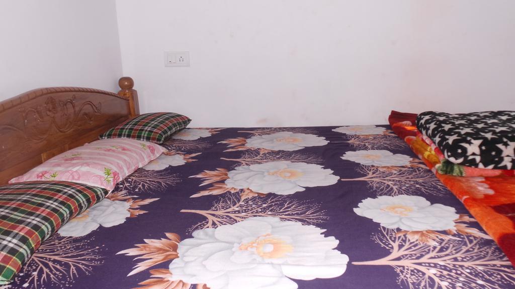 J.S Holiday Guest House Calangute Buitenkant foto
