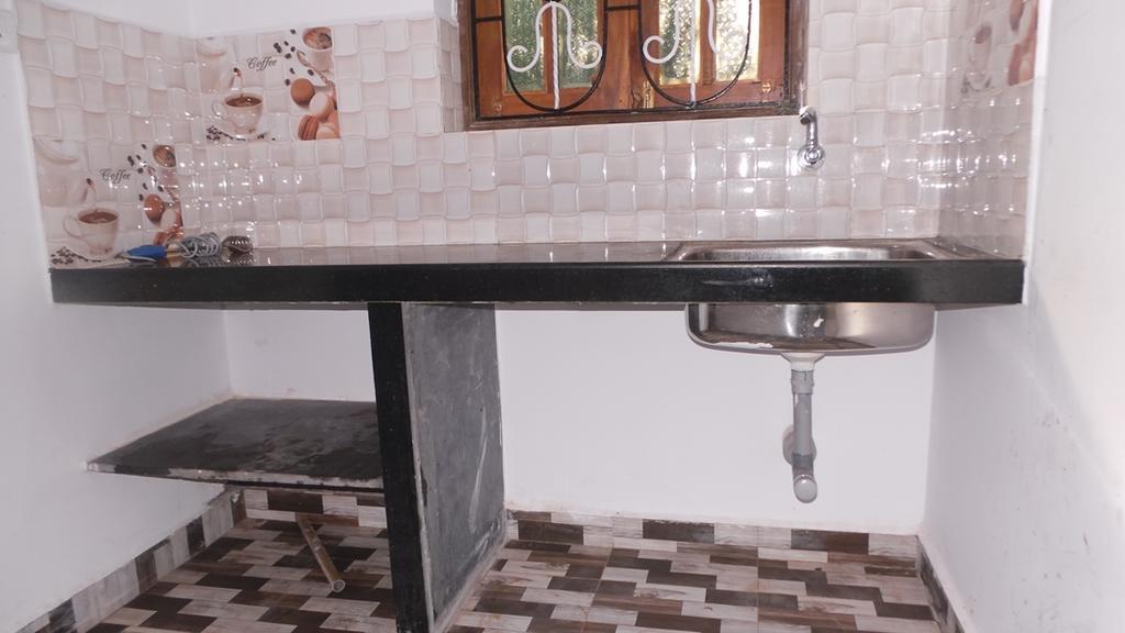 J.S Holiday Guest House Calangute Buitenkant foto